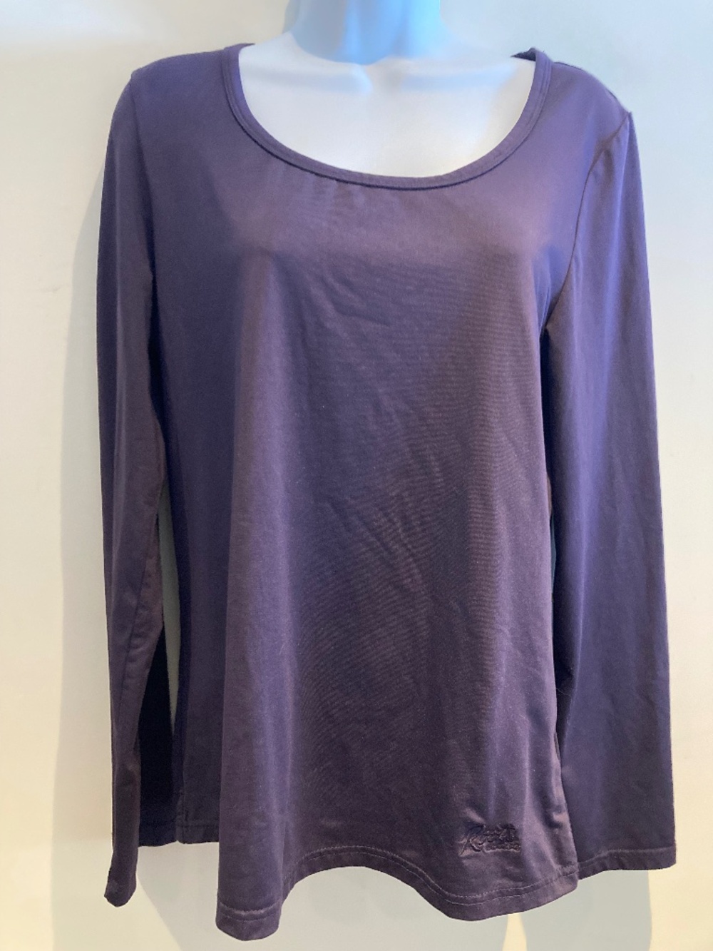 ROOTS Long-Sleeved Athletic Shirt, Size M